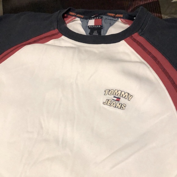Tommy Hilfiger Shirt - Picture 2 of 3